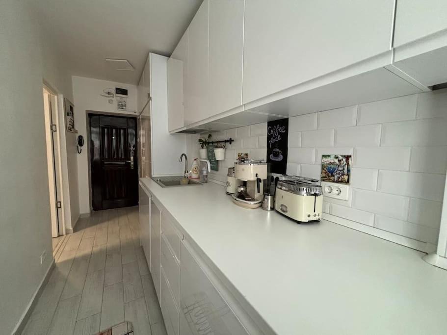 Ultracentral Lovely Place -Your Home Away From Home Bucharest Luaran gambar